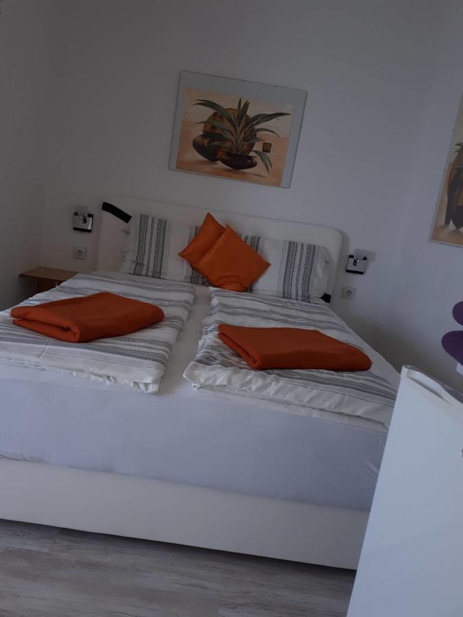 Guesthouse Oaza Emi Добра-Вода Экстерьер фото